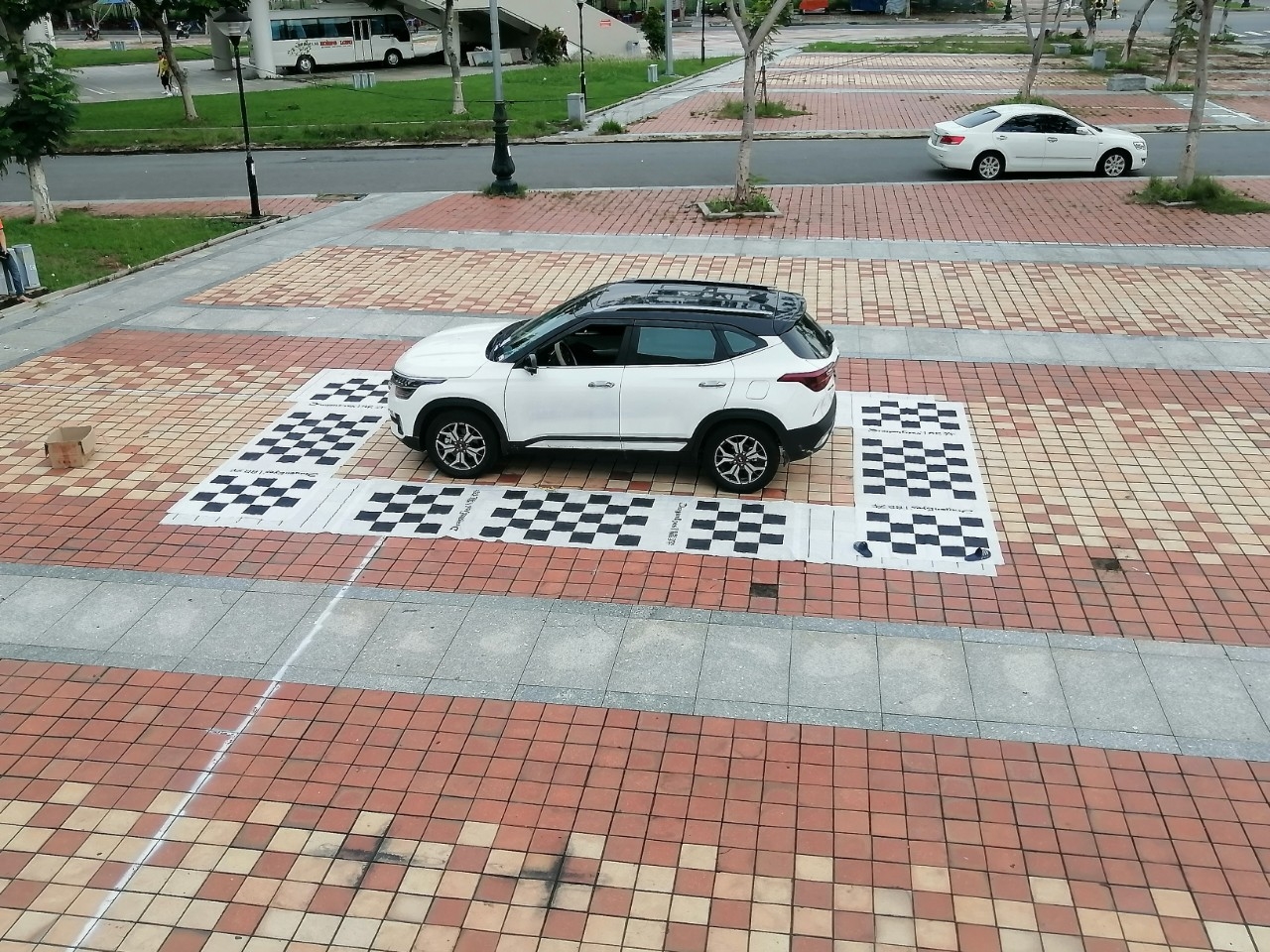 Lắp Camera 360 độ ô tô loại nào tốt nhất?