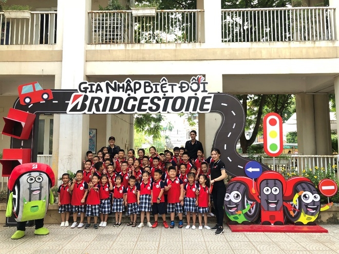 Bridgestone Việt Nam 4 năm liền đạt “Top 100 doanh nghiệp phát triển bền vững” bridgestone viet nam 4 nam lien dat top 100 doanh nghiep phat trien ben vung