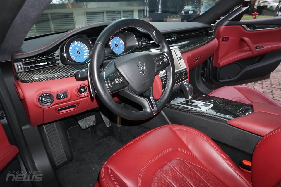 Maserati Quattroporte: Sedan thể thao hạng sang cho người mê tốc độ maserati quattroporte sedan the thao hang sang cho nguoi me toc do 9051