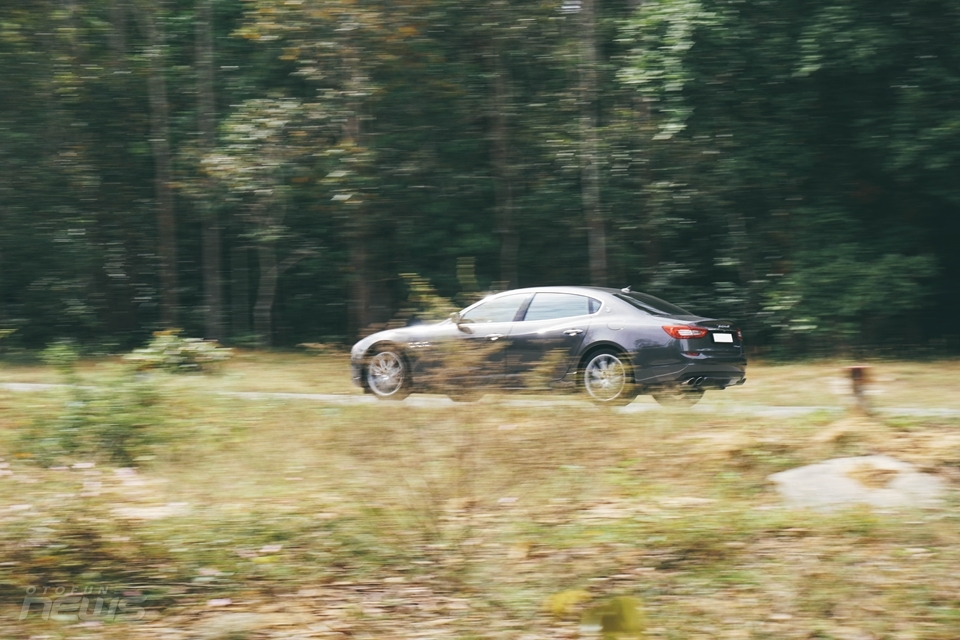 Maserati Quattroporte: Sedan thể thao hạng sang cho người mê tốc độ maserati quattroporte sedan the thao hang sang cho nguoi me toc do 9051