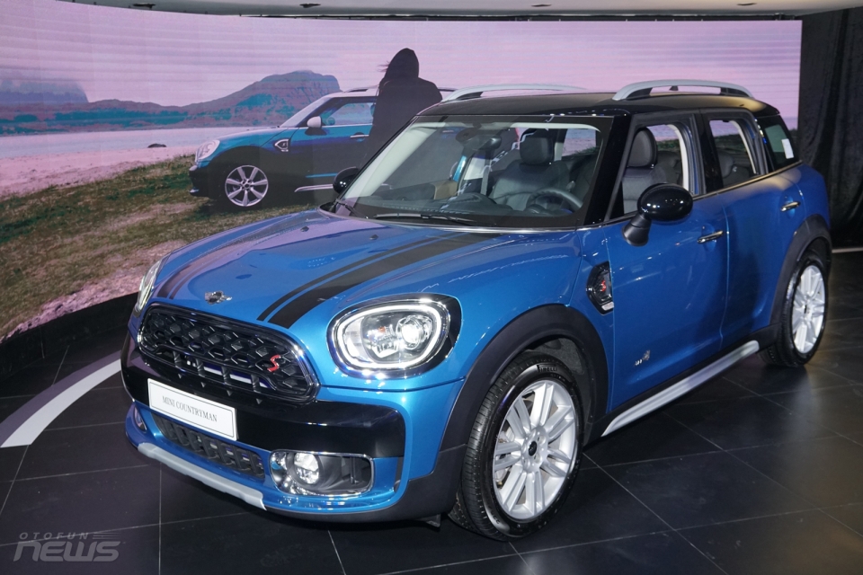 MINI Countryman hoàn toàn mới đẹp hơn, cá tính có giá 1,749 tỷ đồng mini countryman hoan toan moi dep hon ca tinh co gia 1749 ty dong