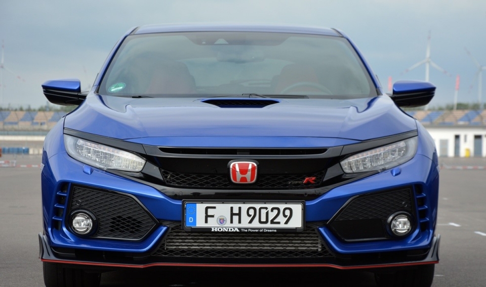 Honda Civic hatchback 2019 được bổ sung màu mới cùng hệ thống Sensing honda civic hatchback 2019 duoc bo sung mau moi cung he thong sensing