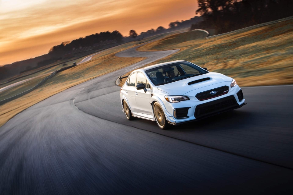 Subaru giới thiệu WRX STI S209, công suất lên tới 341 mã lực subaru gioi thieu wrx sti s209 cong suat len toi 341 ma luc