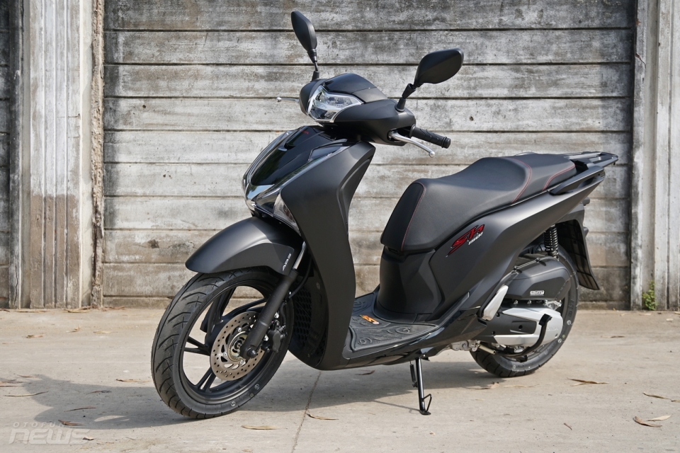 Cận cảnh Honda SH 150 ABS 2019 màu đen mờ vừa được bán can canh honda sh 150 abs 2019 mau den mo vua duoc ban