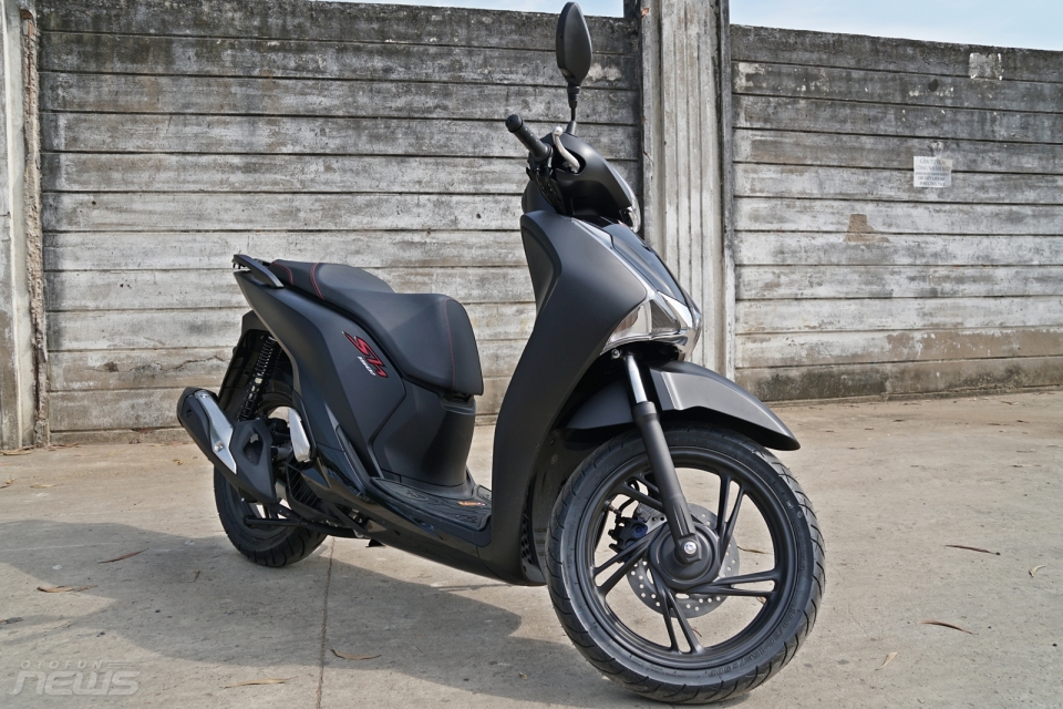 Cận cảnh Honda SH 150 ABS 2019 màu đen mờ vừa được bán can canh honda sh 150 abs 2019 mau den mo vua duoc ban