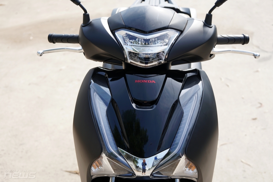 Cận cảnh Honda SH 150 ABS 2019 màu đen mờ vừa được bán can canh honda sh 150 abs 2019 mau den mo vua duoc ban