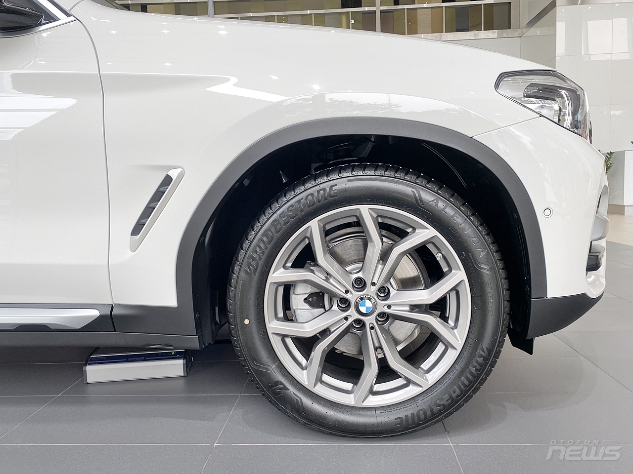 Cận cảnh BMW X3 2020 giá 2,7 tỷ đồng can canh bmw x3 2020 gia 27 ty dong
