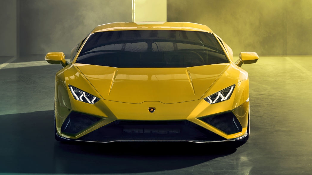 lamborghini huracan evo co them phien ban dan dong cau sau