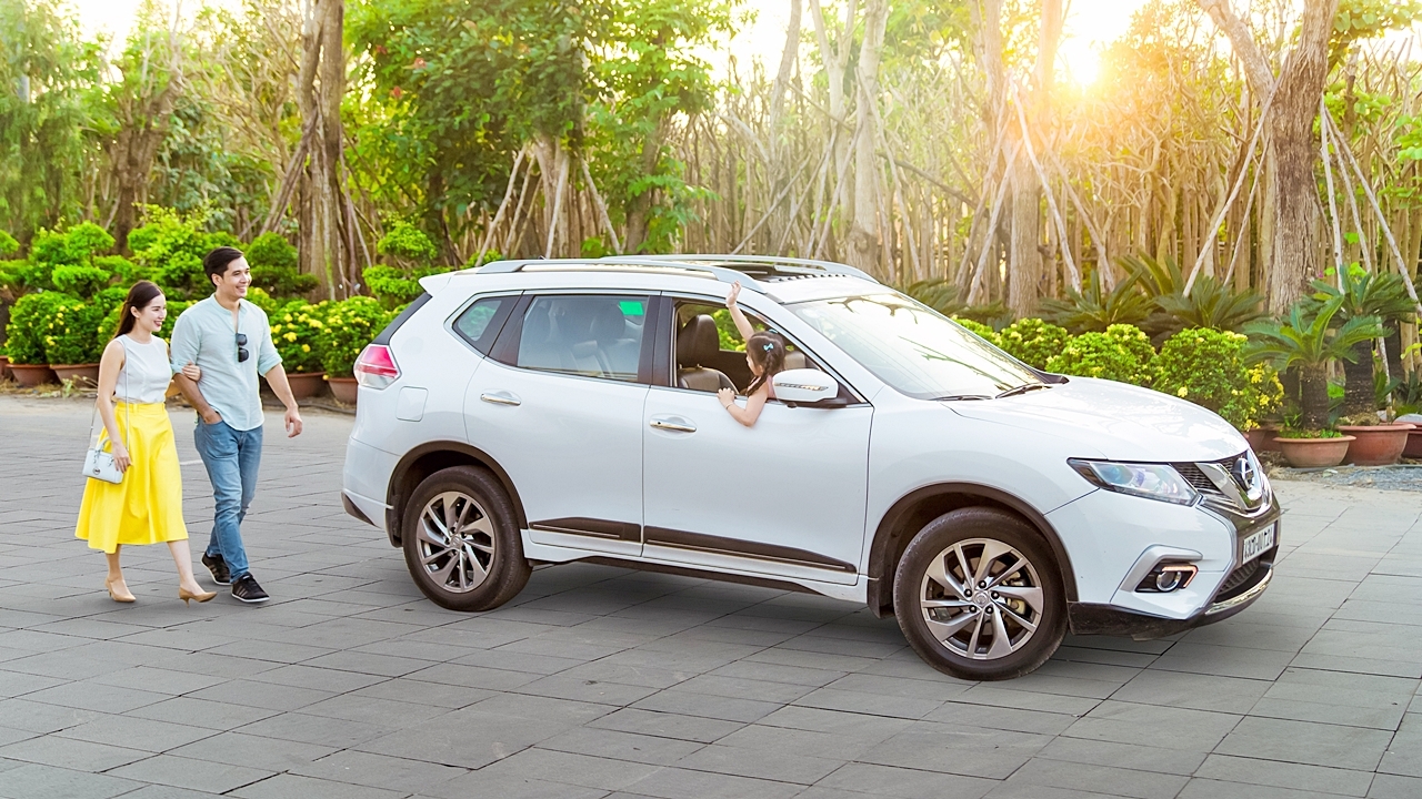 Mẫu CUV 5+2 Nissan X-Trail - Xe hay cho gia đình mau cuv 52 nissan x trail xe hay cho gia dinh
