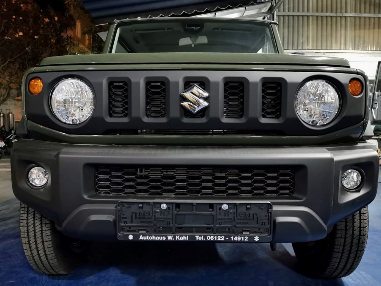 suzuki jimny dau tien ve viet nam voi gia 15 ty dong