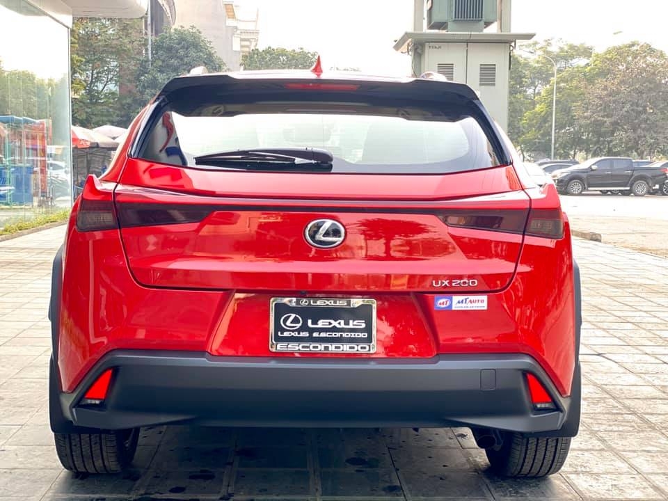 Lexus UX 200 đầu tiên đặt chân đến Việt Nam lexus ux 200 dau tien dat chan den viet nam