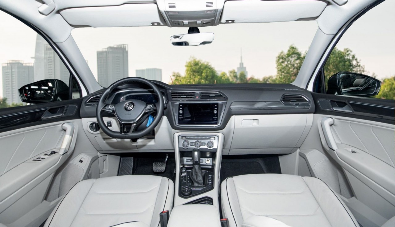Volkswagen Tiguan Allspace 2021 ra mắt với giá 1,7 tỷ đồng Volkswagen Tiguan Allspace 2021 ra mắt với giá 1,7 tỷ đồng