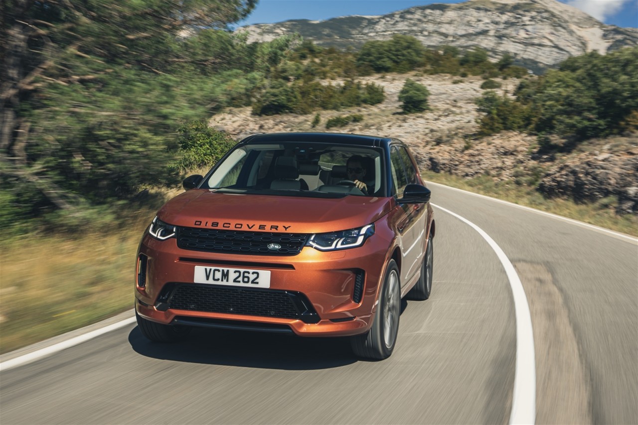 Range Rover ưu đãi 10% khi mua Vogue và Discovery Sport Range Rover ưu đãi 10% khi mua Vogue và Discovery Sport