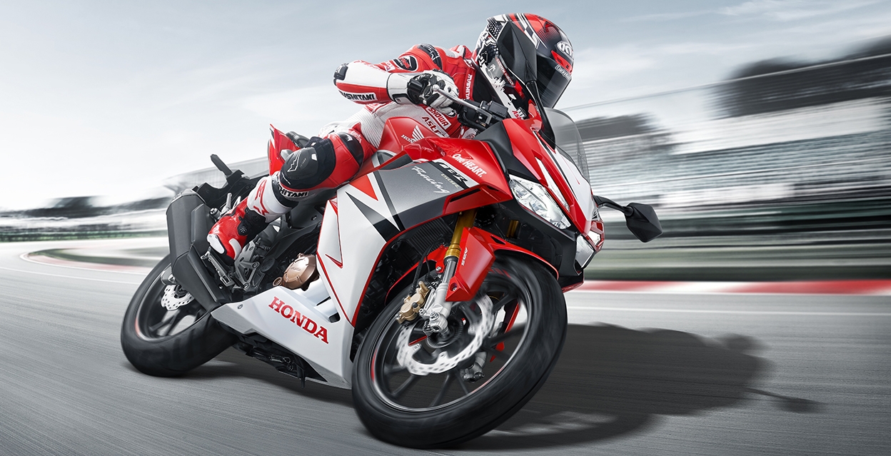 Honda CBR150R 2021 thay đổi thiết kế, bổ sung thêm nhiều trang bị