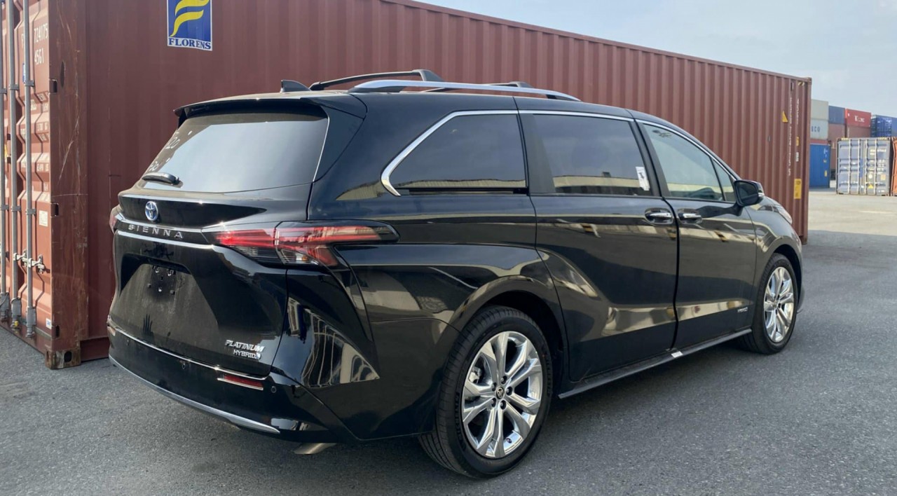 Toyota Sienna 2021 đầu tiên 'nhập tịch' Việt Nam Toyota Sienna 2021 đầu tiên 'nhập tịch' Việt Nam