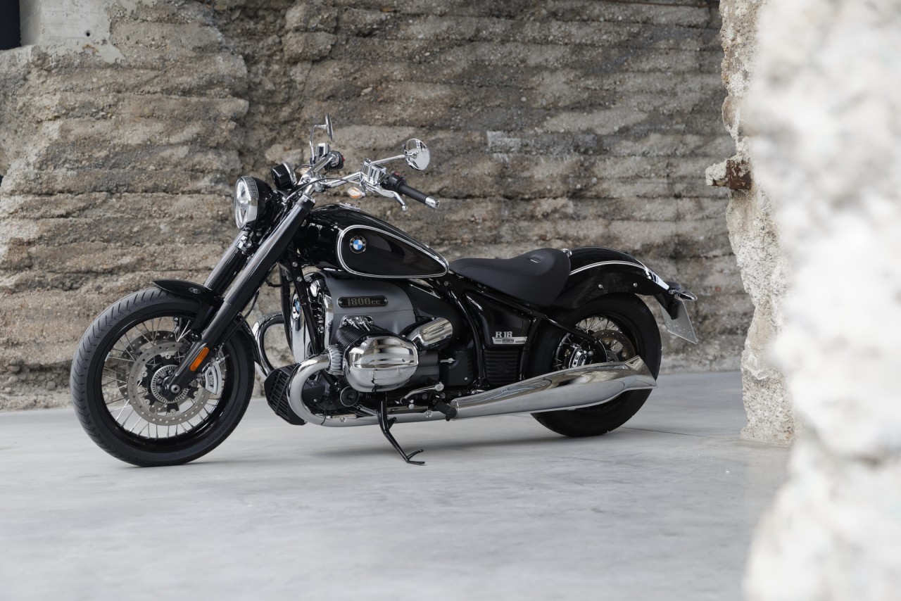BMW Motorrad R 18 chính hãng về Việt Nam, có giá 929 triệu đồng