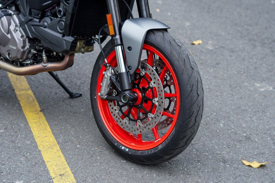 Ducati Monster 937 mới về Việt Nam, giá 439 triệu đồng