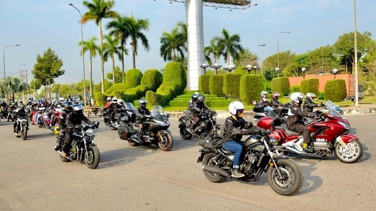 Hơn 300 biker tham dự đại hội mô tô Honda 2021