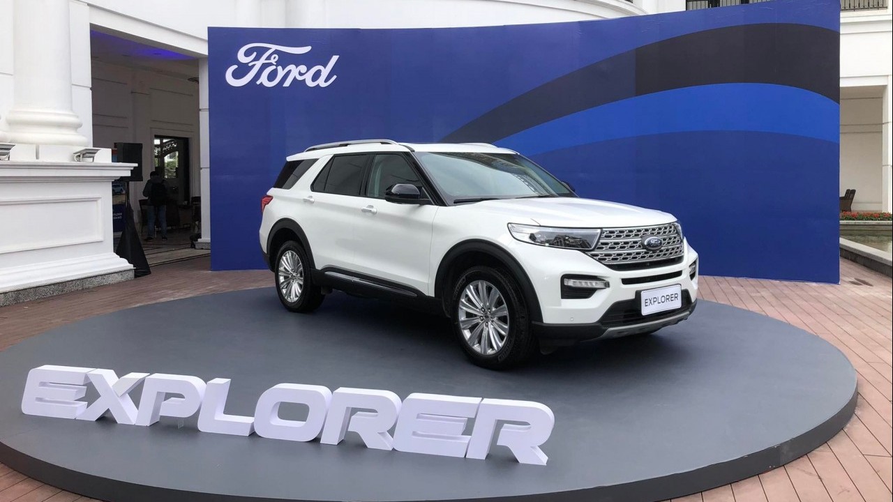 Ford Explorer thế hệ mới ra mắt, giá 2,366 tỷ đồng