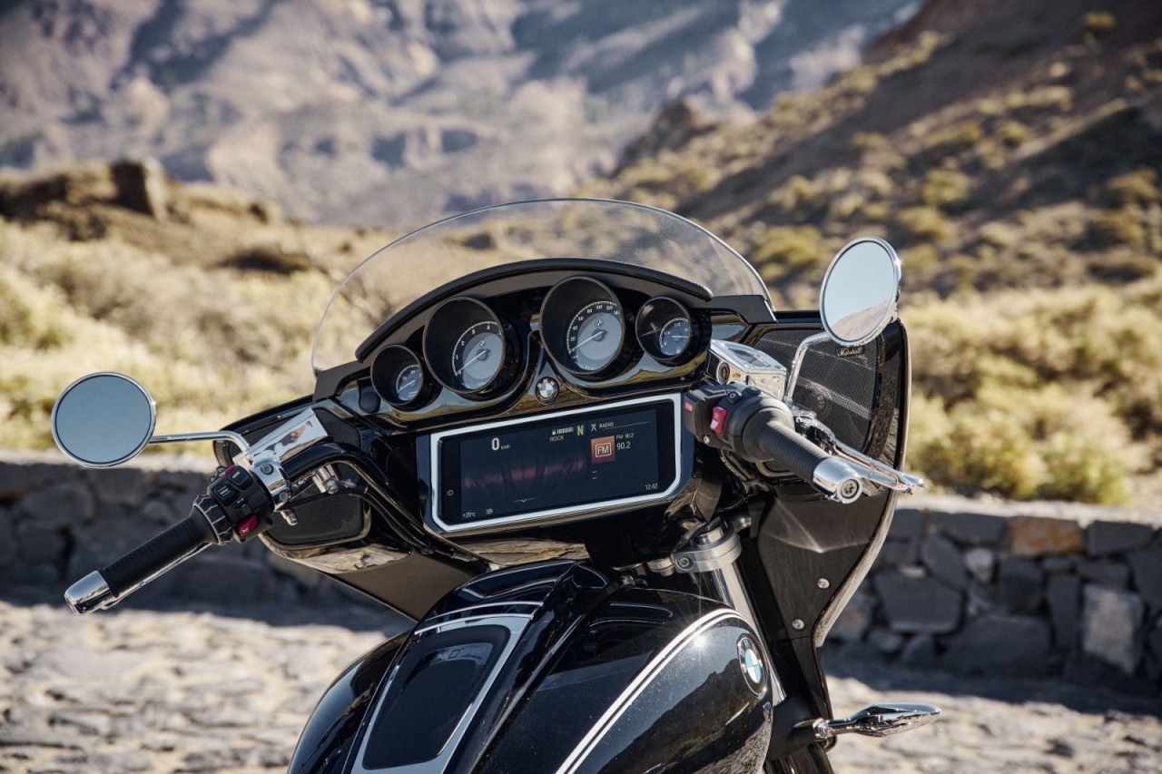 Bội đôi BMW R 18 B và R 18 Transcontinental về Việt Nam, giá từ 1,3 tỷ đồng Bội đôi BMW R 18 B và R 18 Transcontinental về Việt Nam, giá từ 1,3 tỷ đồng