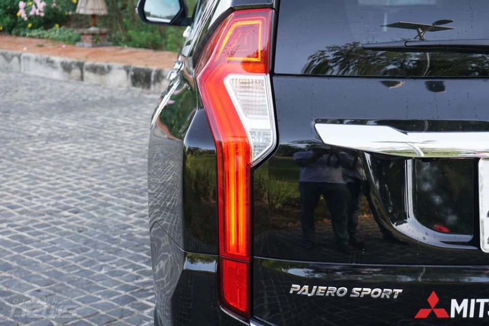 "Trên tay" Mitsubishi Pajero Sport 2017 hoàn toàn mới tren tay mitsubishi pajero sport 2017 hoan toan moi