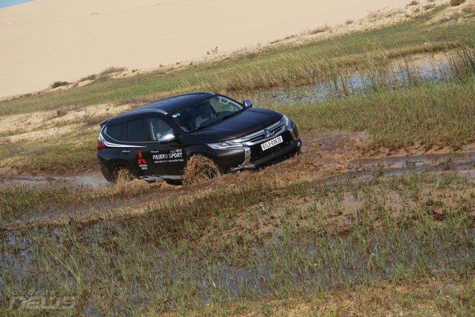 "Trên tay" Mitsubishi Pajero Sport 2017 hoàn toàn mới tren tay mitsubishi pajero sport 2017 hoan toan moi