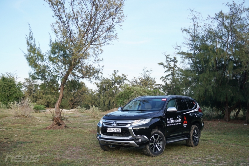 "Trên tay" Mitsubishi Pajero Sport 2017 hoàn toàn mới tren tay mitsubishi pajero sport 2017 hoan toan moi