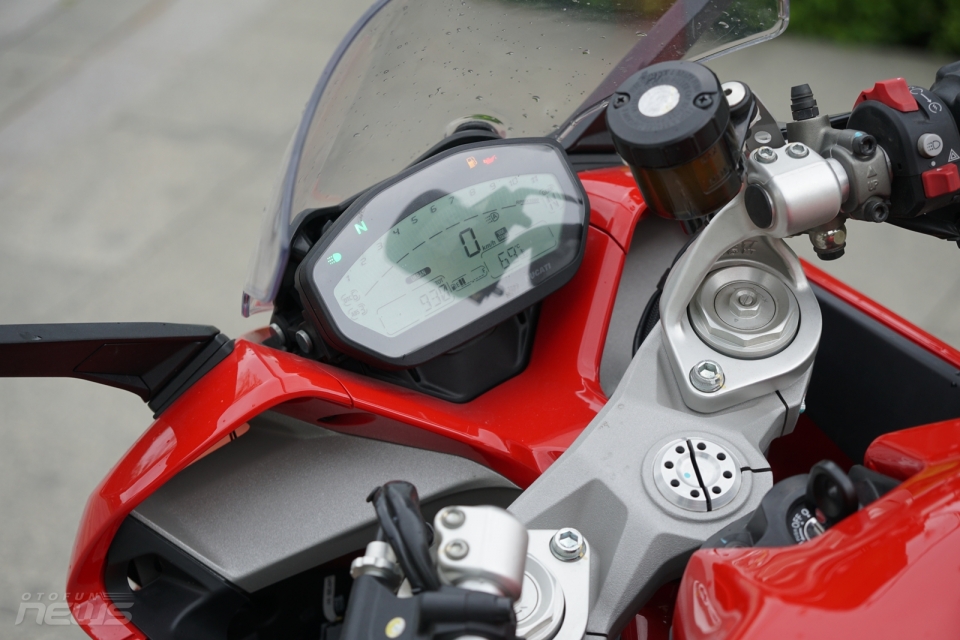 ducati supersport khong danh cho ke yeu tim