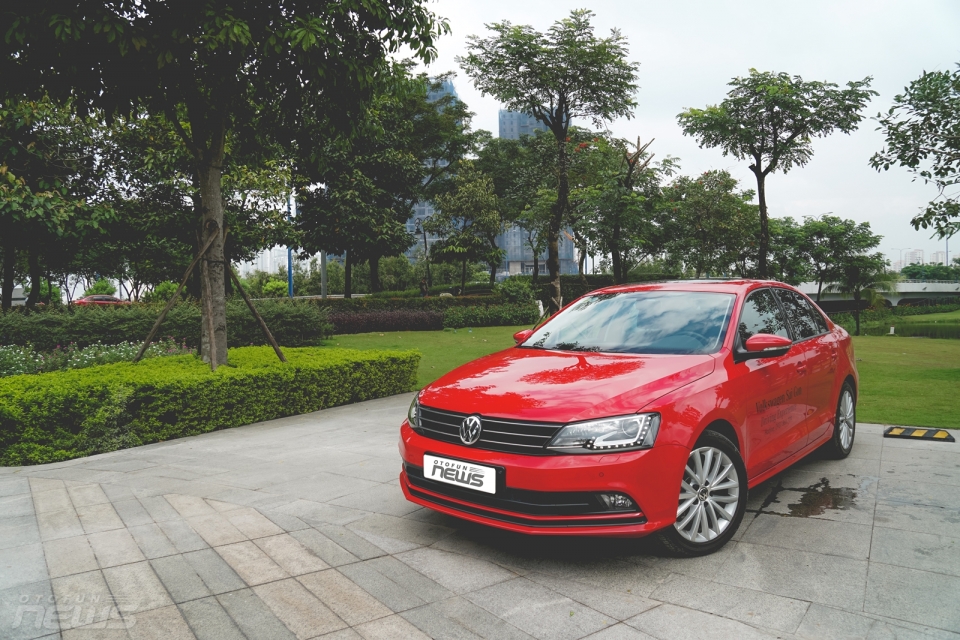 trai nghiem nhanh volkswagen jetta dam chac nhung cach am chua tot