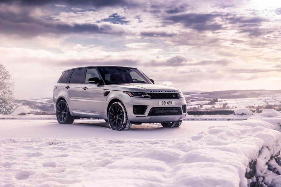 Range Rover Sport HST trang bị động cơ hoàn toàn mới 400 mã lực range rover sport hst moi trang bi dong co hoan toan moi 400 ma luc
