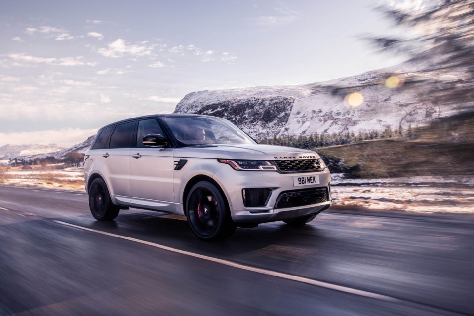 Range Rover Sport HST trang bị động cơ hoàn toàn mới 400 mã lực range rover sport hst moi trang bi dong co hoan toan moi 400 ma luc