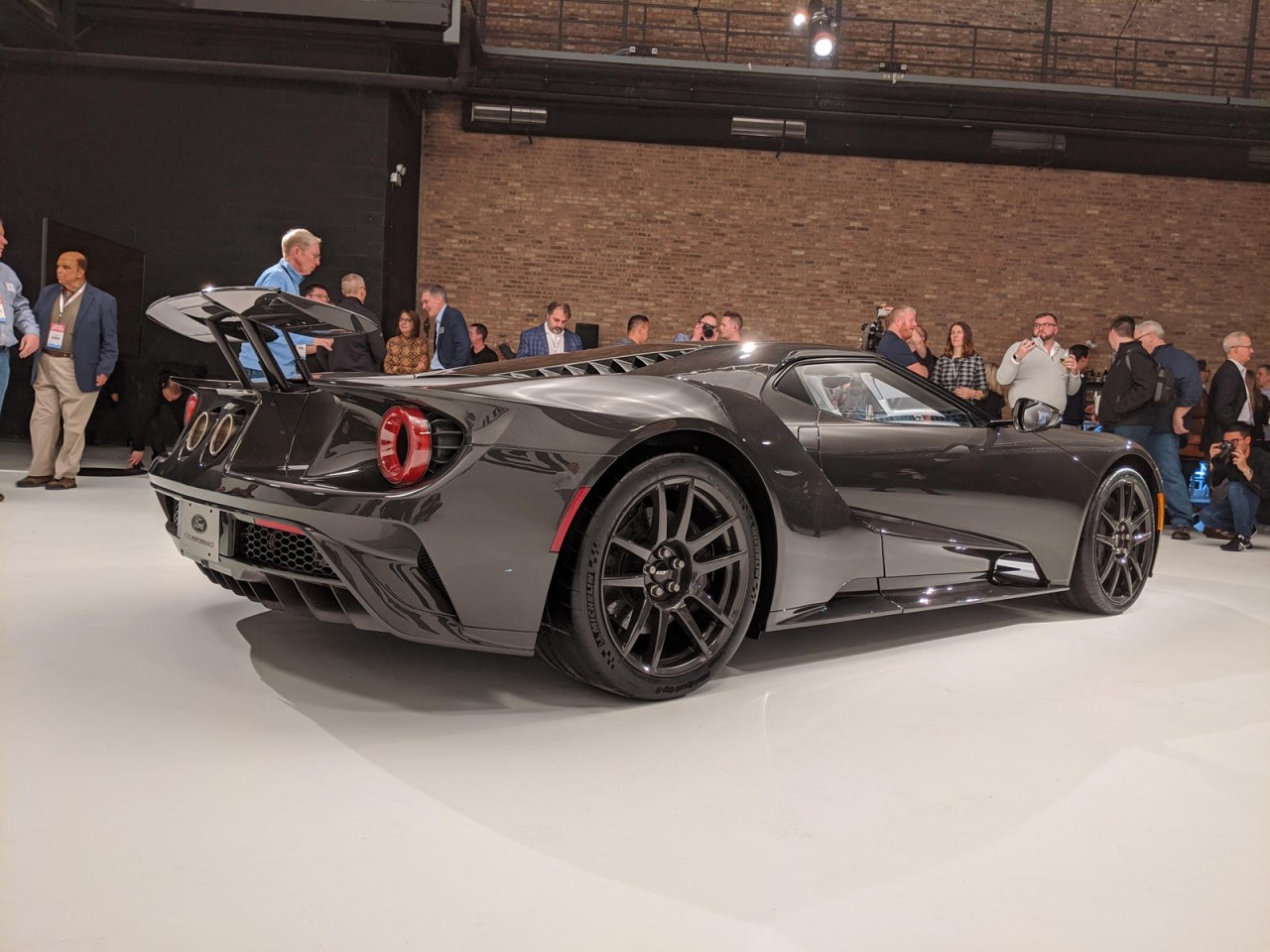 Ford GT 2020 phiên bản carbon tuyệt đẹp có công suất 660 mã lực ford gt 2020 phien ban carbon tuyet dep co cong suat 660 ma luc