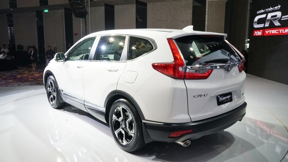 doanh so honda cr v tang dot bien duoi sat toyota vios