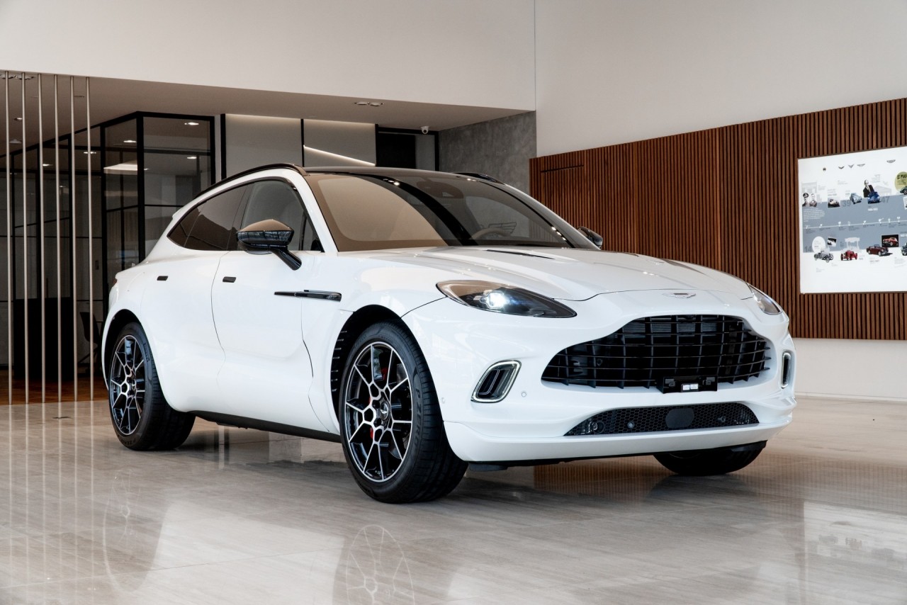 Aston Martin DBX chính hãng có mặt tại Việt Nam Aston Martin DBX chính hãng có mặt tại Việt Nam