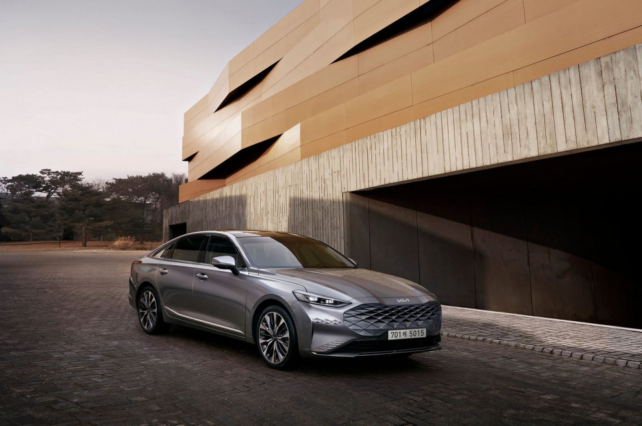 Kia K8 hoàn toàn mới chính thức lộ diện Kia K8 hoàn toàn mới chính thức lộ diện