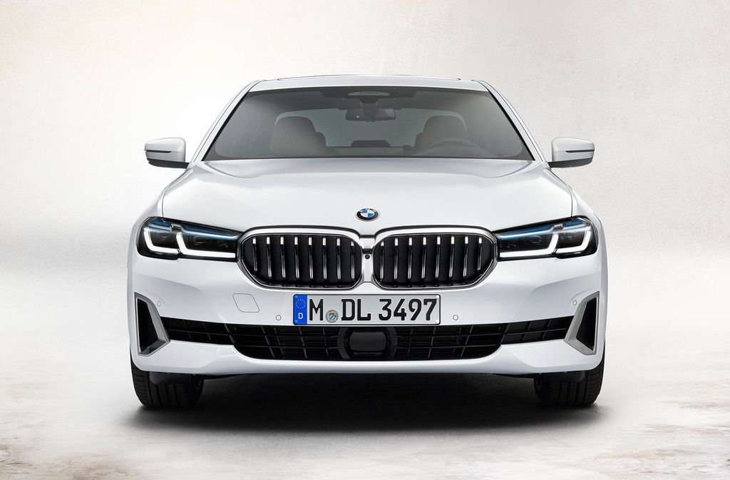 Thaco loại bỏ động cơ 1.6 lít BMW 5-Series 2021 Thaco loại bỏ động cơ 1.6 lít BMW 5-Series 2021