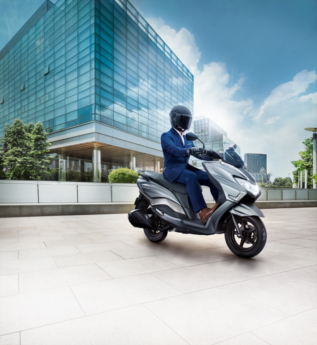 Suzuki Burgman Street 125 ra mắt khách hàng Việt với giá 49,5 triệu đồng Suzuki Burgman Street 125 ra mắt khách hàng Việt với giá 49,5 triệu đồng