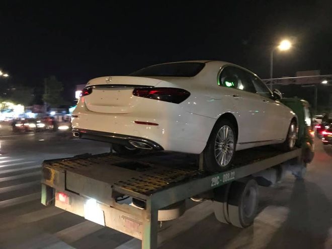 Mercedes-Benz Việt Nam chỉ lắp ráp 2 phiên bản E-Class 2021 Mercedes-Benz Việt Nam chỉ lắp ráp 2 phiên bản E-Class 2021