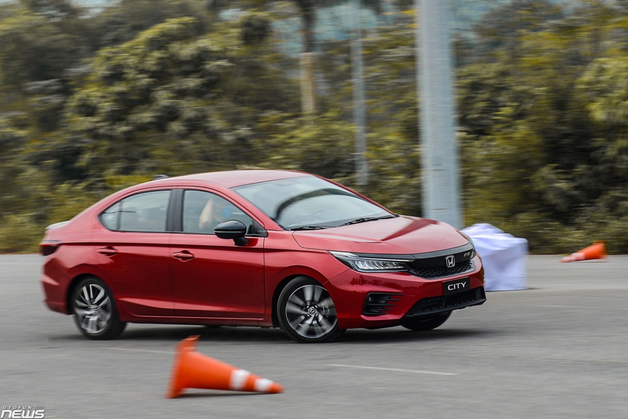So sánh Toyota Vios GR-S và Honda City RS So sánh Toyota Vios GR S và Honda City RS