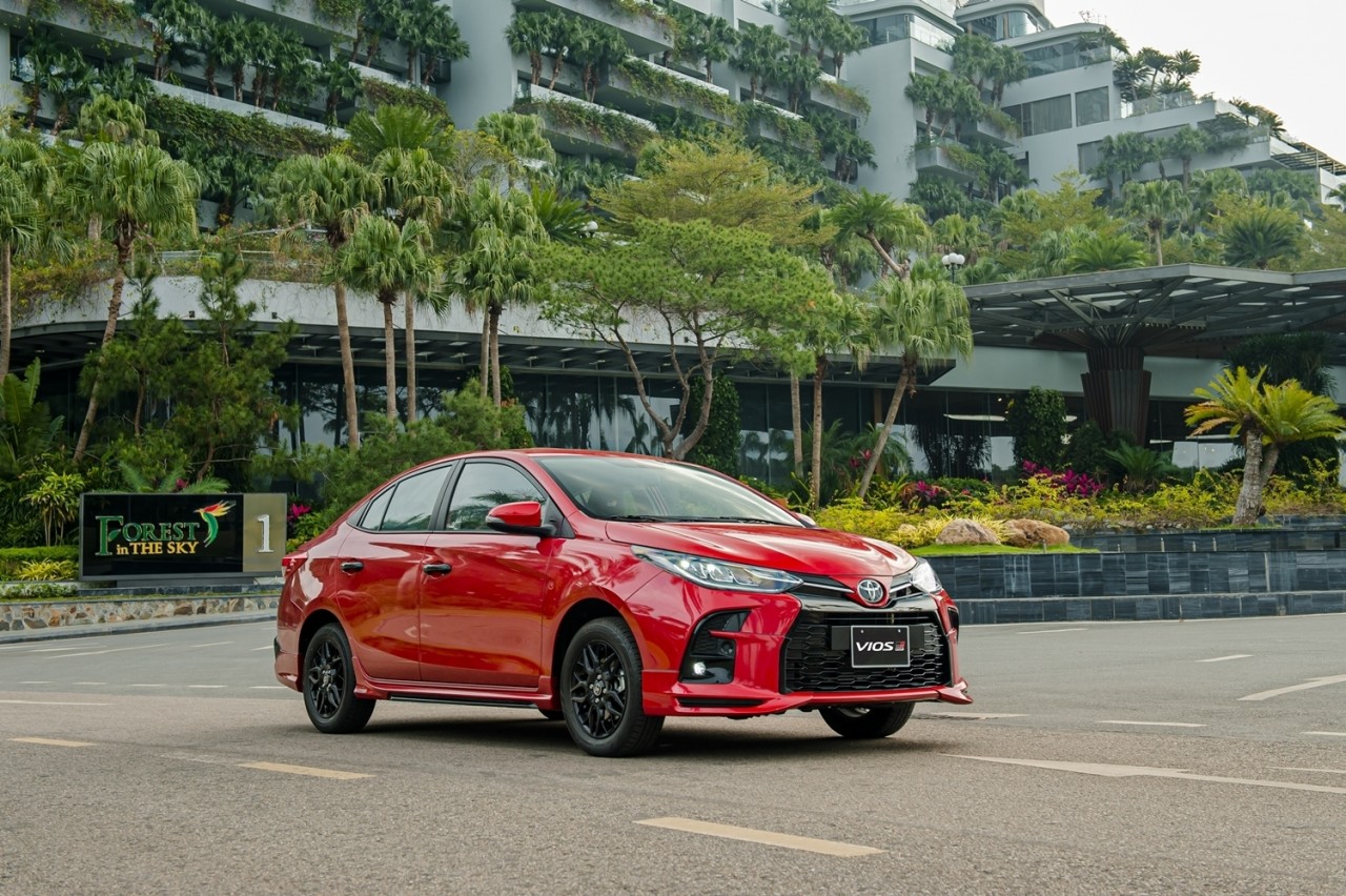 Sedan cỡ B Volkswagen Virtus 2023 hơn gì Toyota Vios mà giá gần gấp đôi? Sedan cỡ B Volkswagen Virtus 2023 hơn gì Toyota Vios mà giá gần gấp đôi?