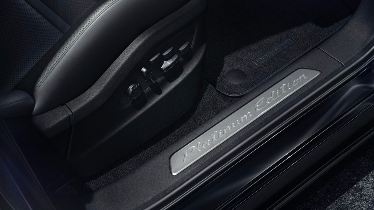 Porsche Cayenne Platinum Edition ra mắt Việt Nam, giá từ 5,16 tỷ đồng