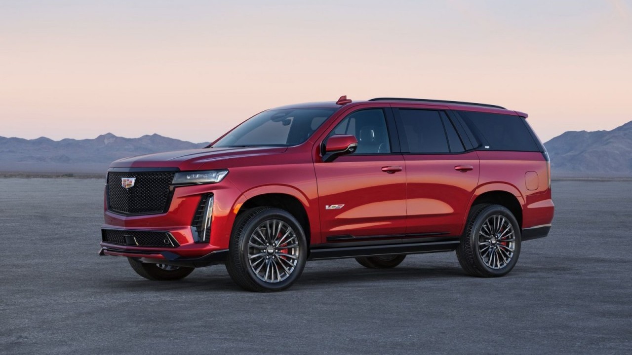 Escalade-V 2023 sẽ là SUV hiệu suất cao đầu tiên của Cadillac