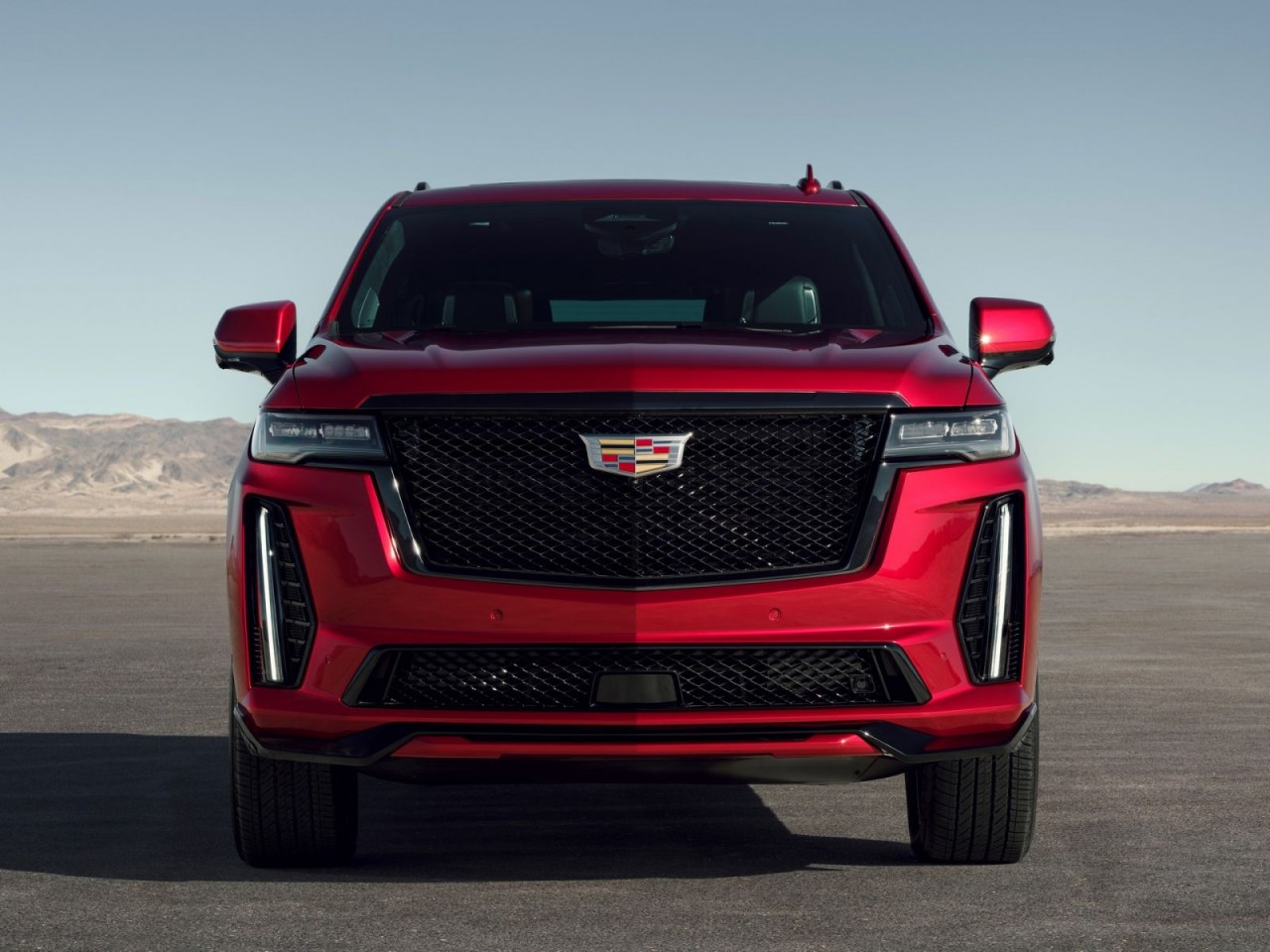 Escalade-V 2023 sẽ là SUV hiệu suất cao đầu tiên của Cadillac Escalade-V 2023 sẽ là SUV hiệu suất cao đầu tiên của Cadillac