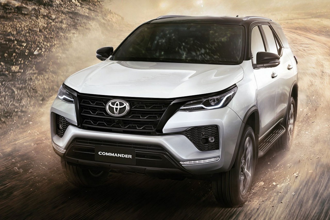 Toyota Fortuner Commander phiên bản giới hạn chỉ 1.000 xe Toyota Fortuner Commander phiên bản giới hạn chỉ 1.000 xe