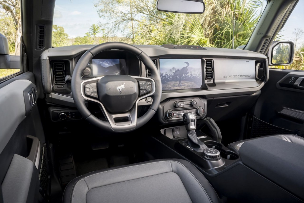Ford Bronco Everglades 2022 ra mắt, tăng thêm khả năng off-road