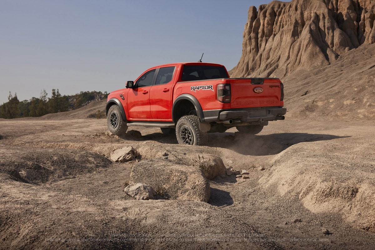 Cận cảnh Ford Ranger Raptor vừa được ra mắt Cận cảnh Ford Ranger Raptor vừa được ra mắt