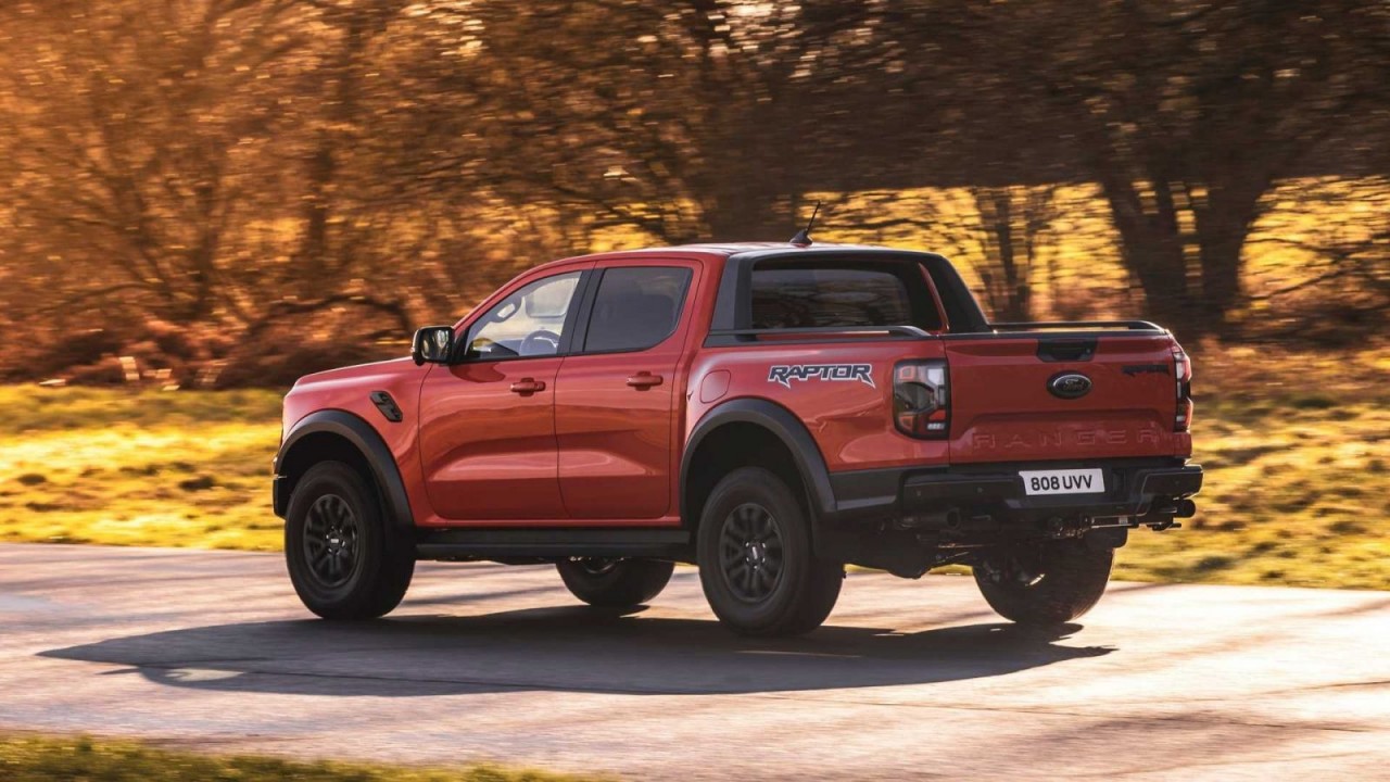 Cận cảnh Ford Ranger Raptor vừa được ra mắt Cận cảnh Ford Ranger Raptor vừa được ra mắt