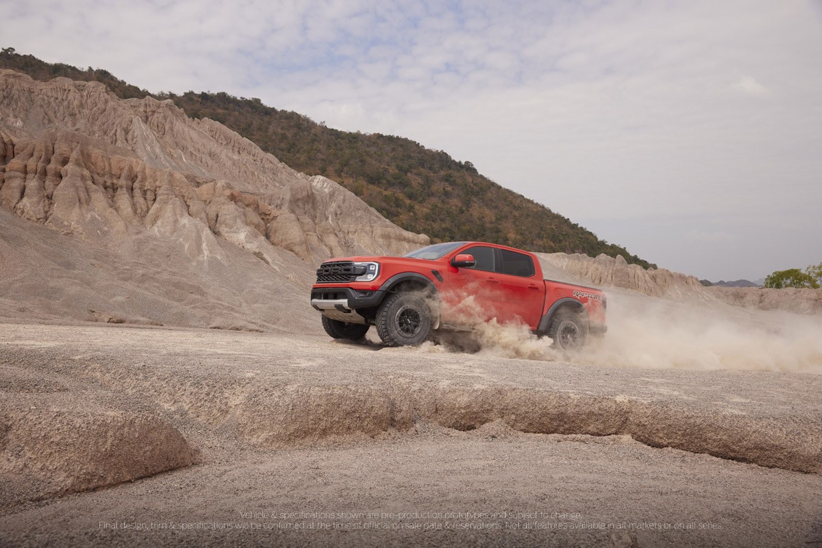 Cận cảnh Ford Ranger Raptor vừa được ra mắt Cận cảnh Ford Ranger Raptor vừa được ra mắt