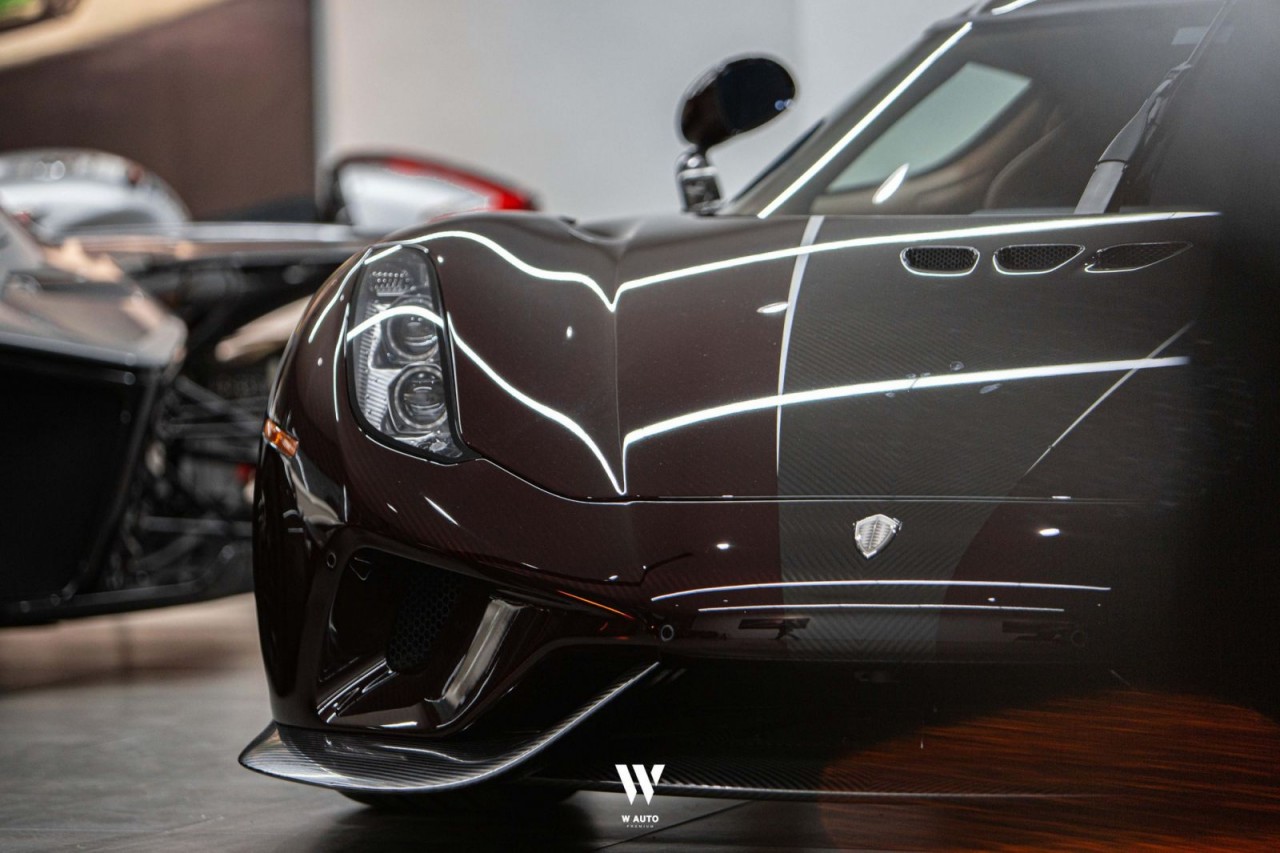 Đại gia Hoàng Kim Khánh được vợ tặng Koenigsegg Regera giá 200 tỷ đồng Đại gia Hoàng Kim Khánh được vợ tặng Koenigsegg Regera giá 200 tỷ đồng