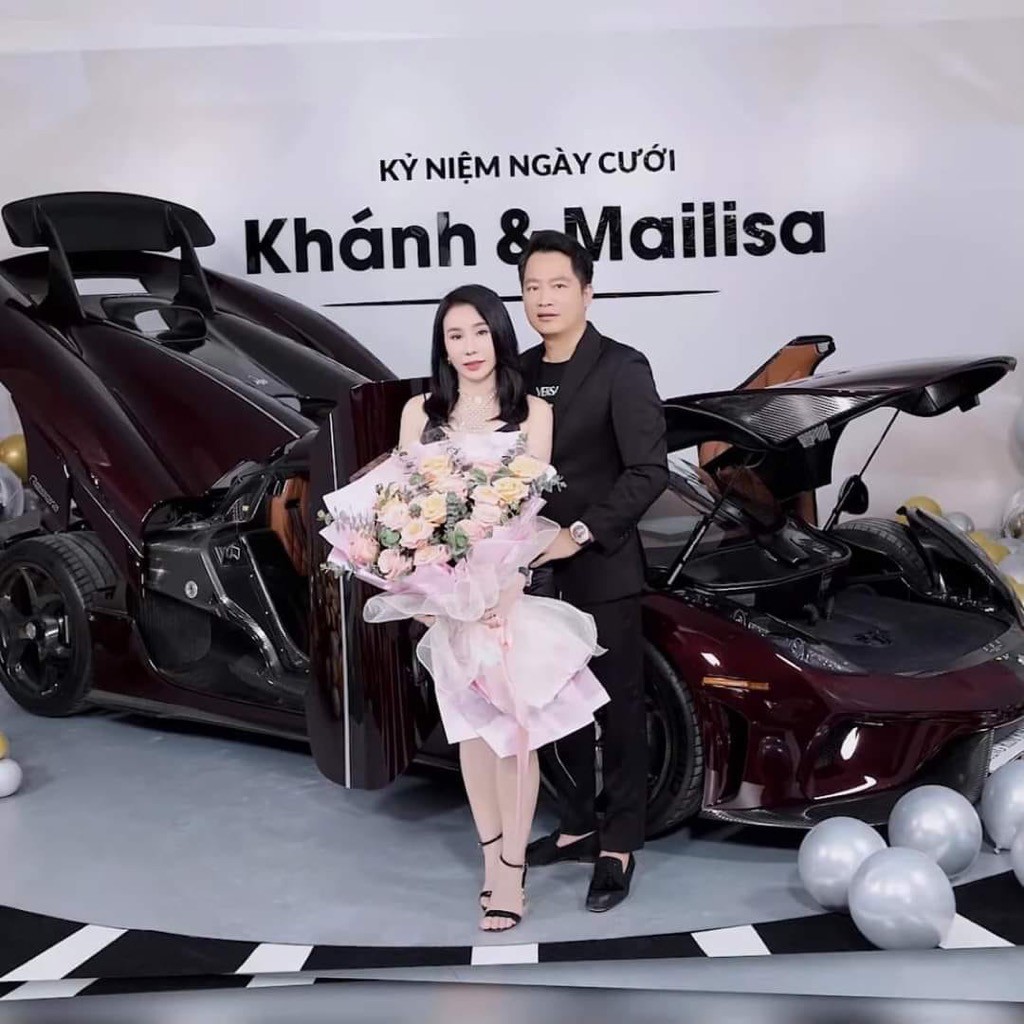 Đại gia Hoàng Kim Khánh được vợ tặng Koenigsegg Regera giá 200 tỷ đồng Đại gia Hoàng Kim Khánh được vợ tặng Koenigsegg Regera giá 200 tỷ đồng